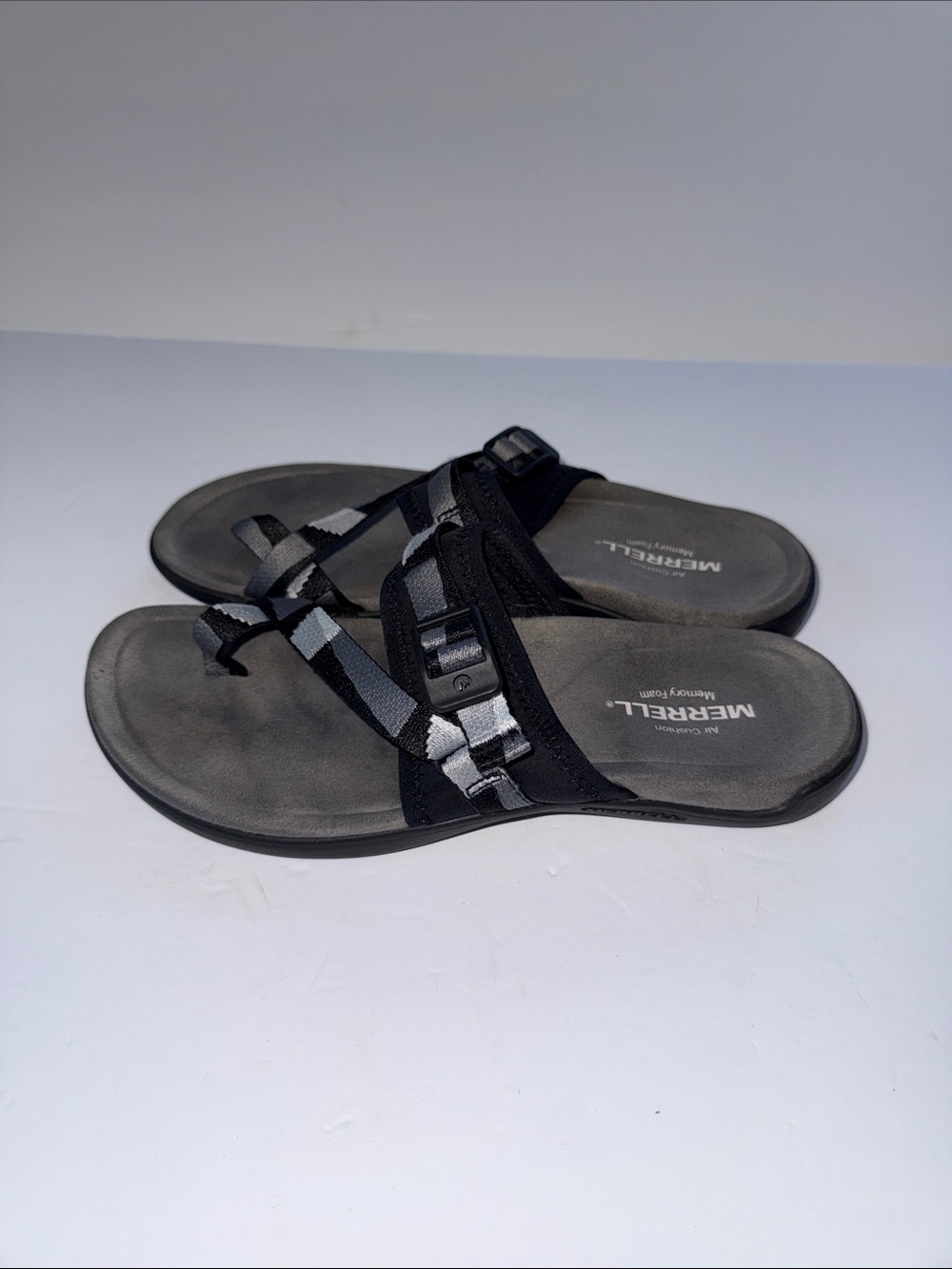 Merrell Black and Gray Webbing Toe-Loop Slide Sandals